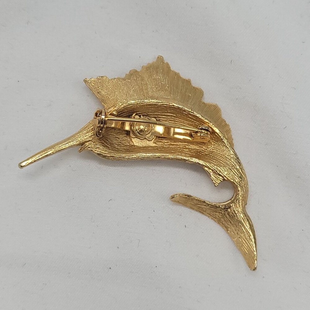 Vintage Gold-Tone Sailfish Brooch Pin Nautical Theme Jewelry Gift 2" - Picture 3 of 10